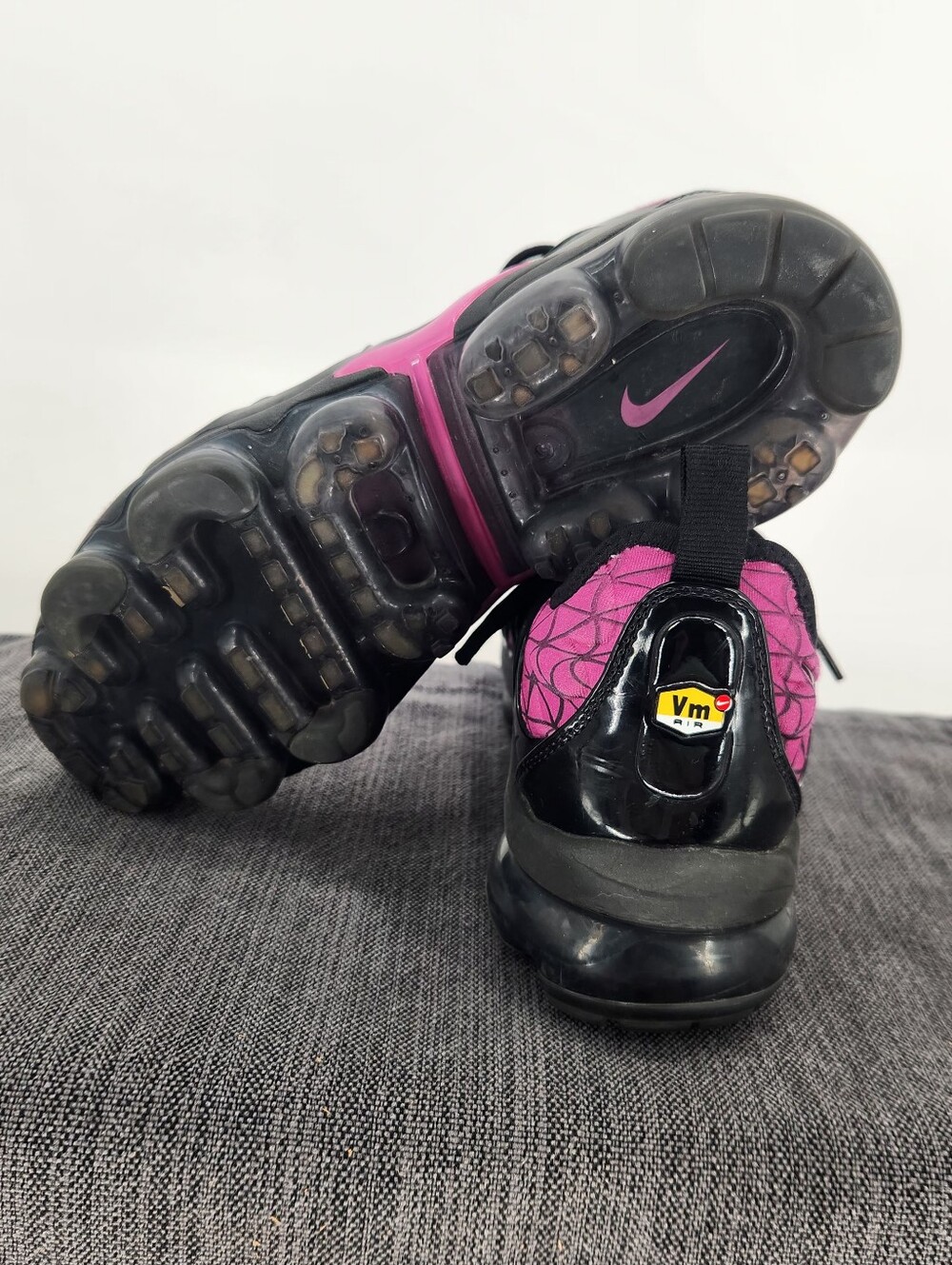 Nike Air VaporMax Plus Active Fuchsia 2019 Womens 7.5 - Picture 6 of 8